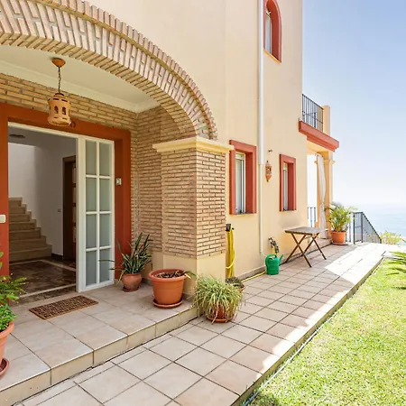 Casa Familiar Con Piscina Frente Al Mar Holiday home Torre de Benagalbon